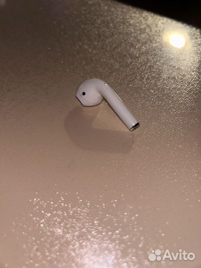 Airpods 1 наушник левый