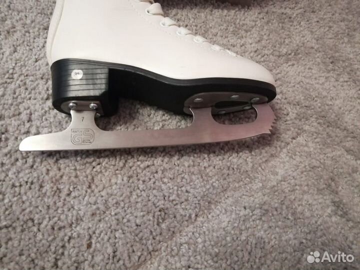 Коньки размер 30