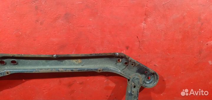 Рено логан подрамник передний Logan с дефек