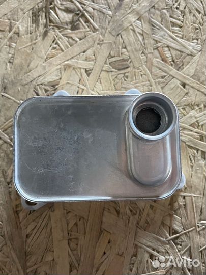 Масляный радиатор Audi A4 B8