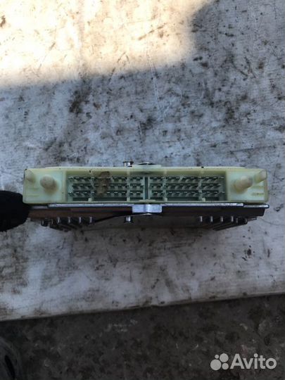 Блок управления двигателем Volvo 850