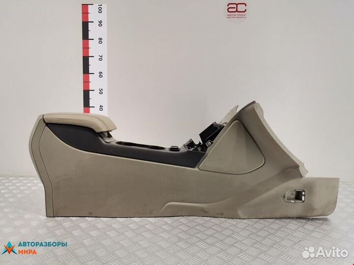 Подлокотник Ford Escape 3 2013 CJ5Z7804619-AC