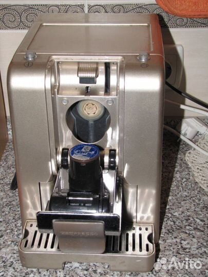 Кофемашина ZE-presso