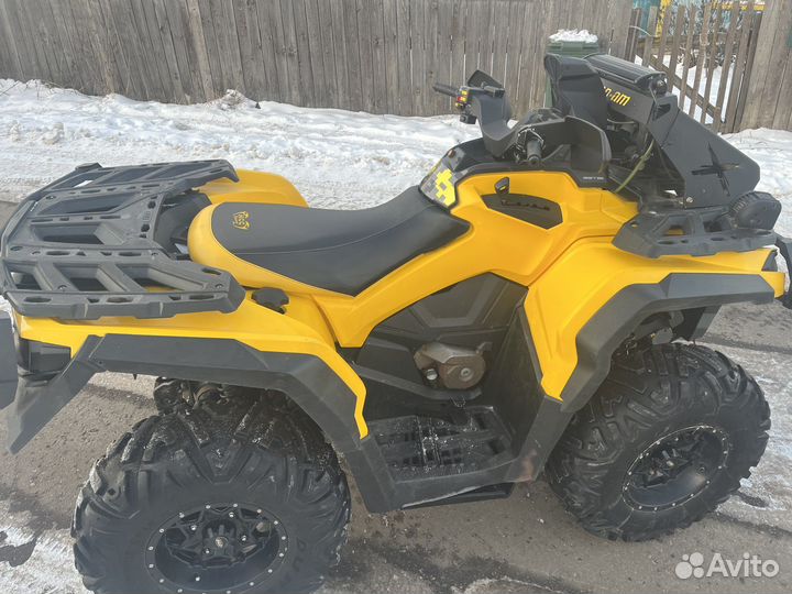 Квадроцикл BRP Outlander 800