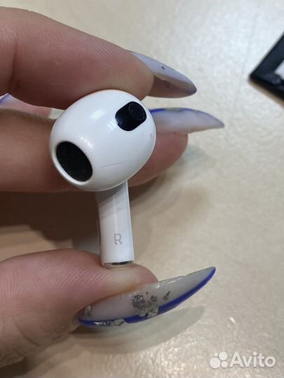 Левый, правый наушник Apple AirPods 2 pro 3