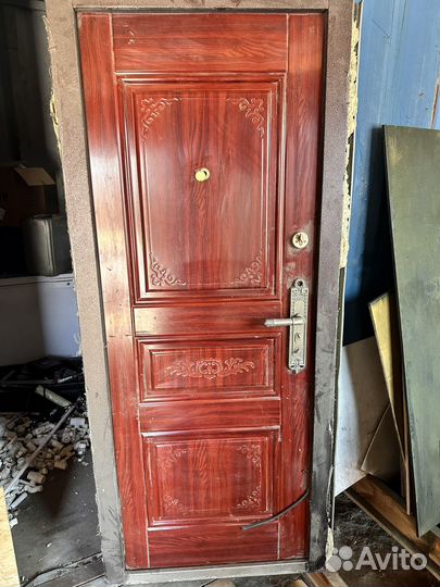 Дверь входная