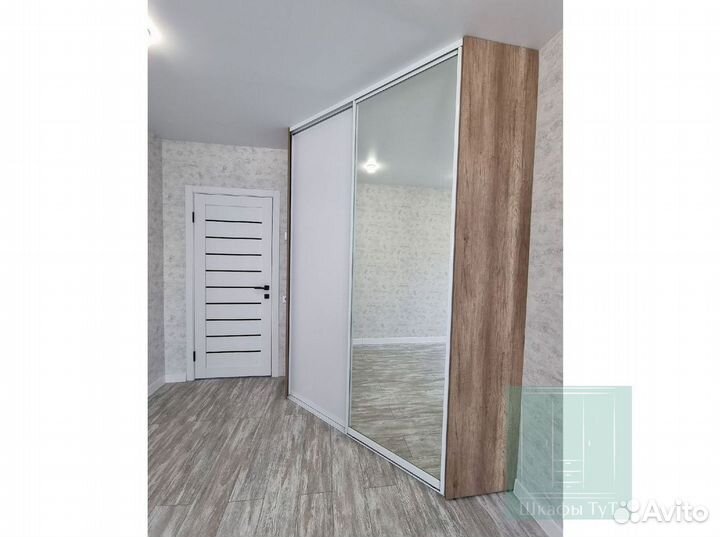 Черный шкаф