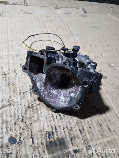 Корпус термостата Ssang Yong Mucco