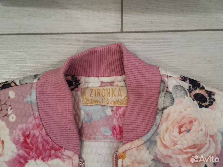 Костюм тройка для девочки 116 р