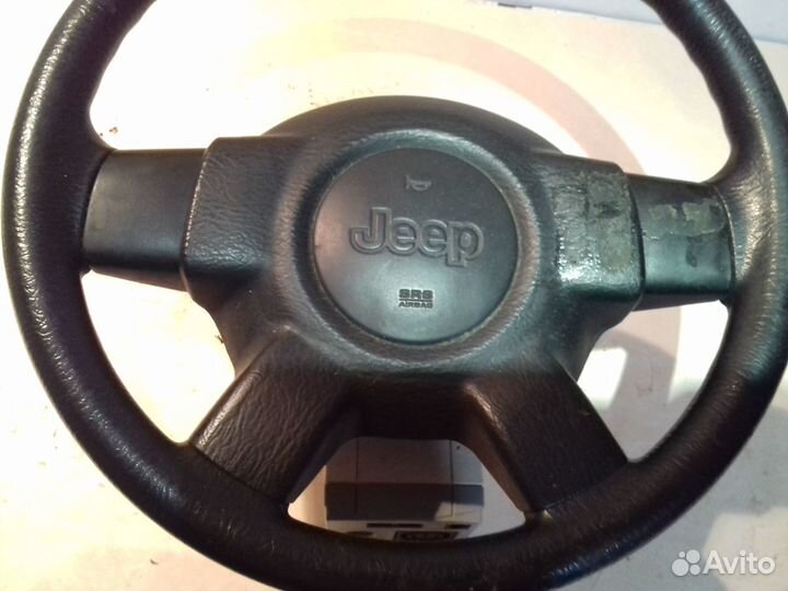 Jeep Liberty KJ Блокиратор на рулевое колесо руль