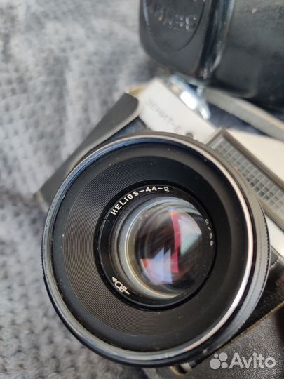 Пленочный фотоаппарат зенит е