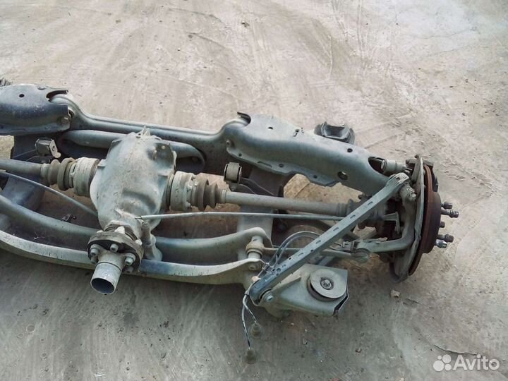 Подрамник задний в сборе Mercedes w220