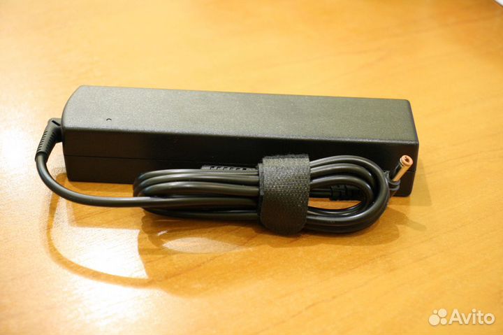 Блок питания для ноутбука Lenovo (5.5*2.5mm) новая