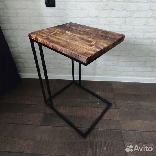 Приставной столик loft