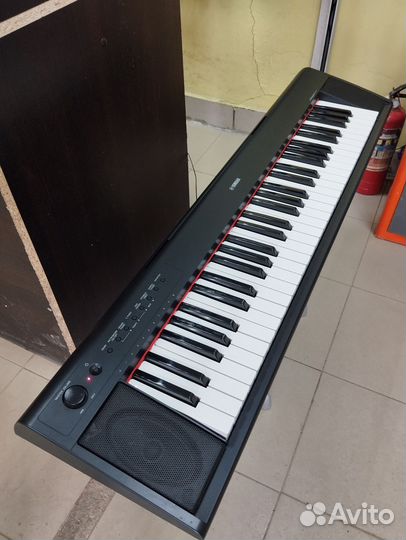 Цифровое пианино Yamaha NP-11 Piaggero B