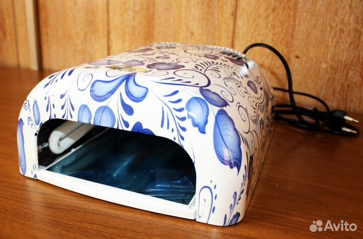 Ультрафиолетовая лампа Planet Nails UV-Lamp 36W