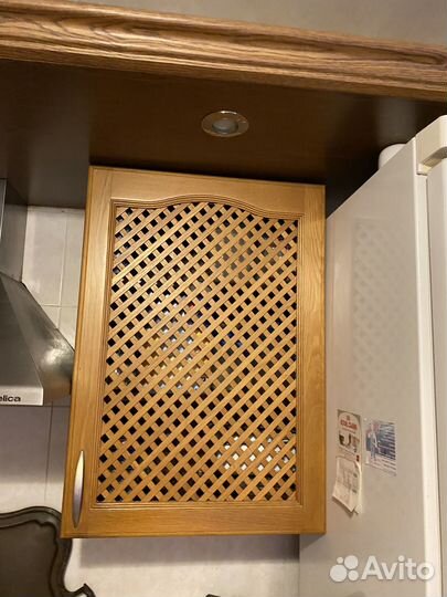 Продаю кухню бу