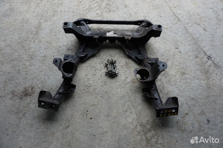 Балка передняя Bmw X3 E83