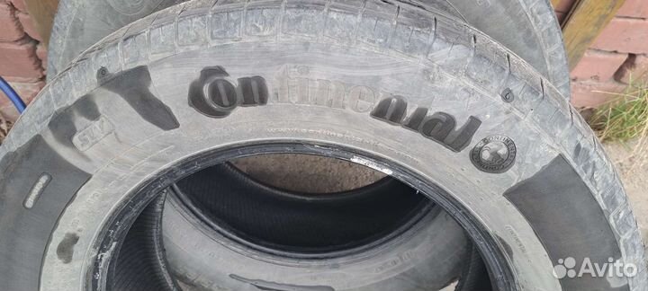 Continental ContiPremiumContact 5 235/65 R17
