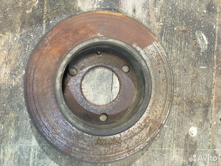 Передний тормозной диск на автомобиль ока