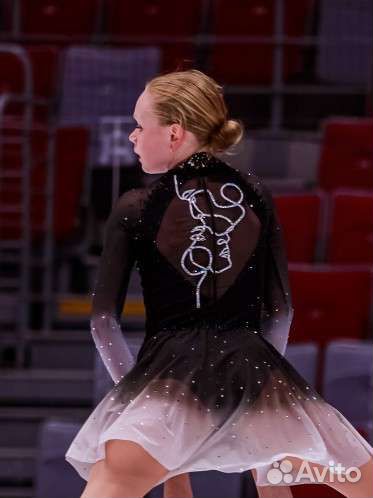 Костюм для фигурного катания 152