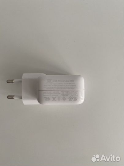 Зарядное устройство Apple 12w USB power adapter