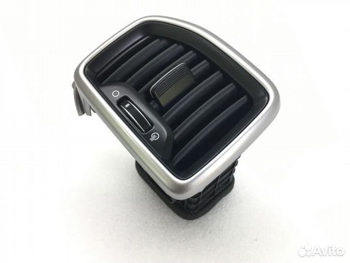 Дефлектор воздушный левый Kia Sportage 4 2.0 2019