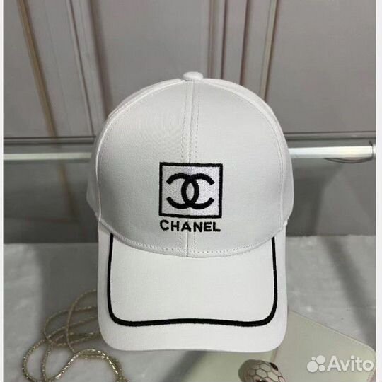 Кепка chanel белая