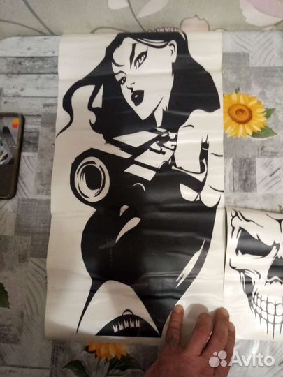 Наклейки на авто