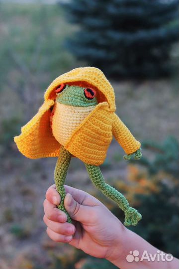 Вязаная Игрушка лягушка