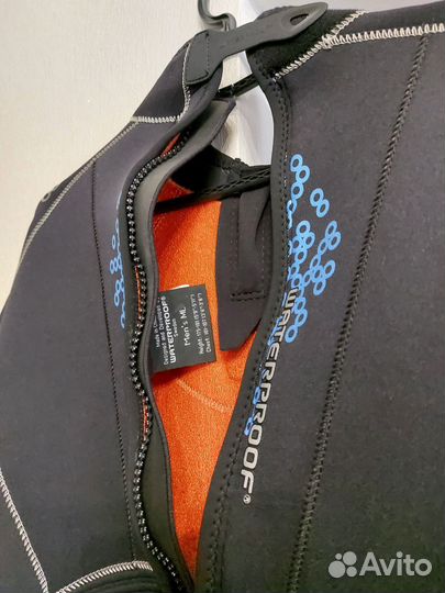 Гидрокостюм