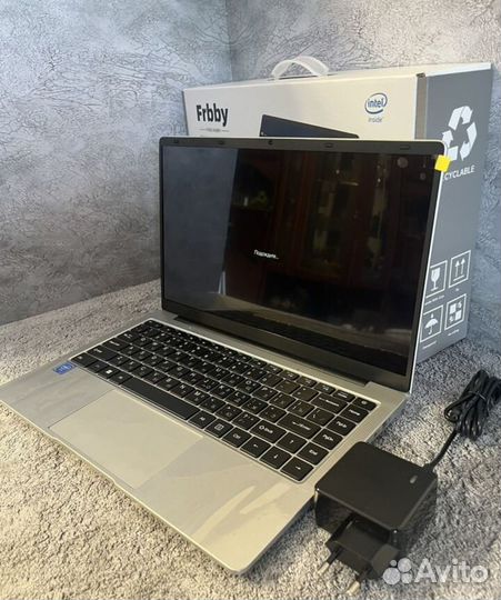 Ноутбук frbby v10