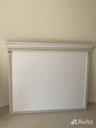 Экран настенный