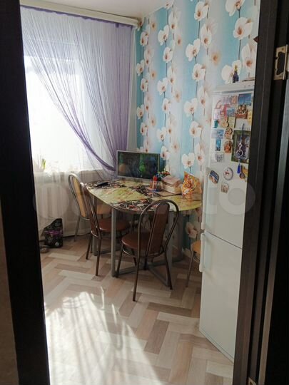 3-к. квартира, 79,8 м², 1/2 эт.