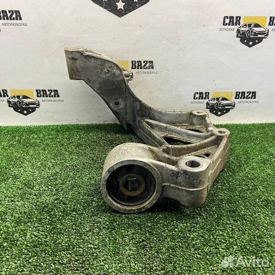 Рычаг подвески передний левый