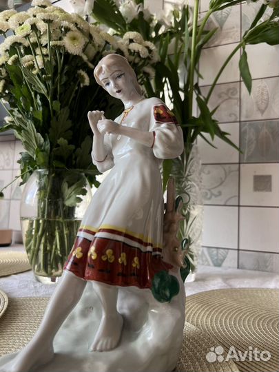 Статуэтка фарфор СССР