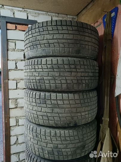 Yokohama Ice Guard IG30 235/45 R17 и 215/50 R17