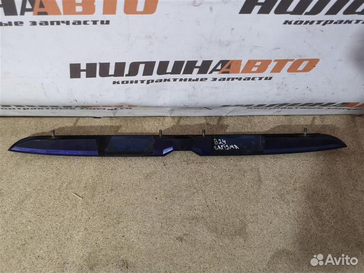 Молдинг крышки багажника Митсубиси Каризма