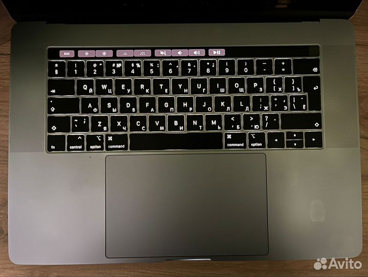 Macbook pro 15 2019 i7 32гб Отличный