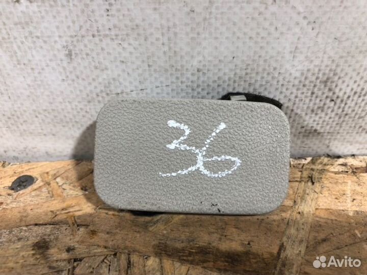 Накладка двери багажника Mercedes-Benz M-Class