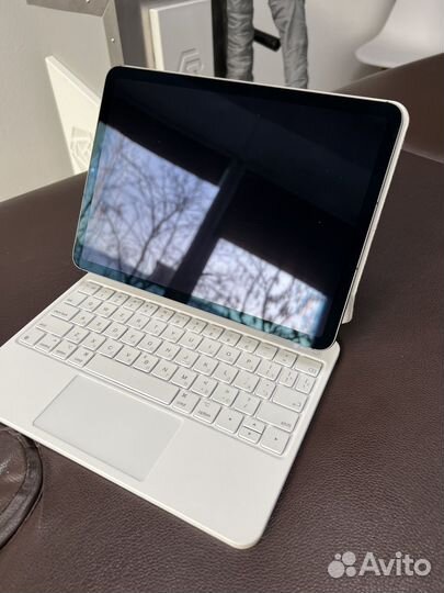 iPad air 5 wi-fi + cellular 64 gb + клавиатура