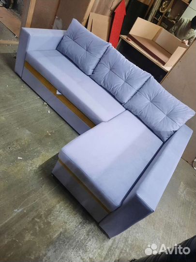 Угловой диван