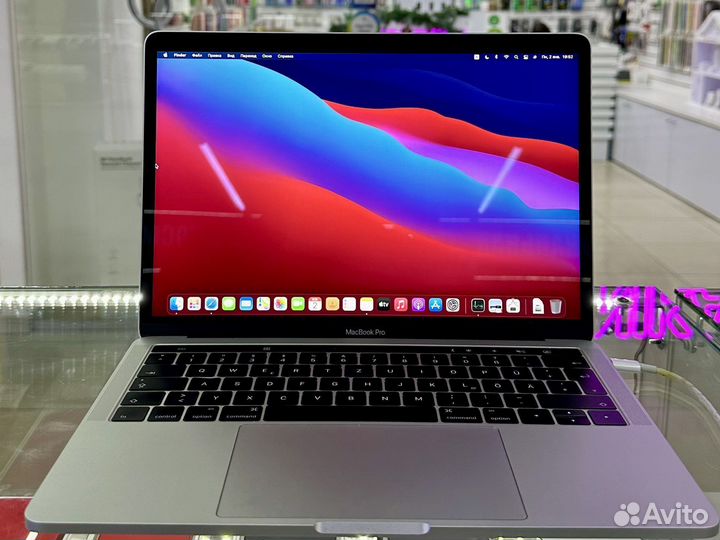 MacBook Pro 13 8/256gb/ Gray