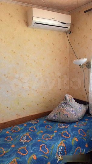 Комната 16 м² в 3-к., 2/2 эт.