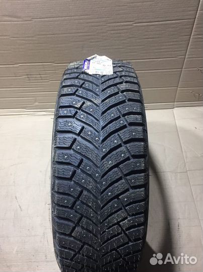 Michelin X-Ice North 4 205/65 R16