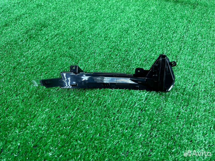 Повторитель в зеркало левый Audi A6 C7 4G5949101A