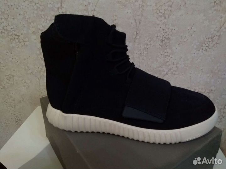 Ботинки adidas yeezy