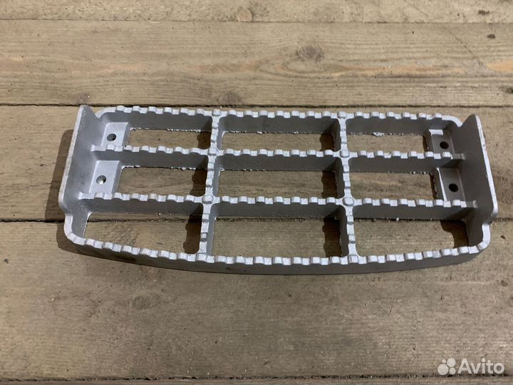 Подножка JCB 4CX