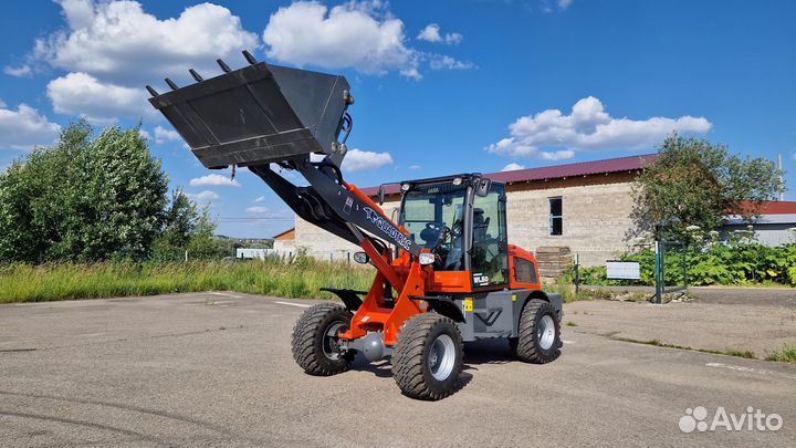 Мини-погрузчик Quadtrac WL50, 2023