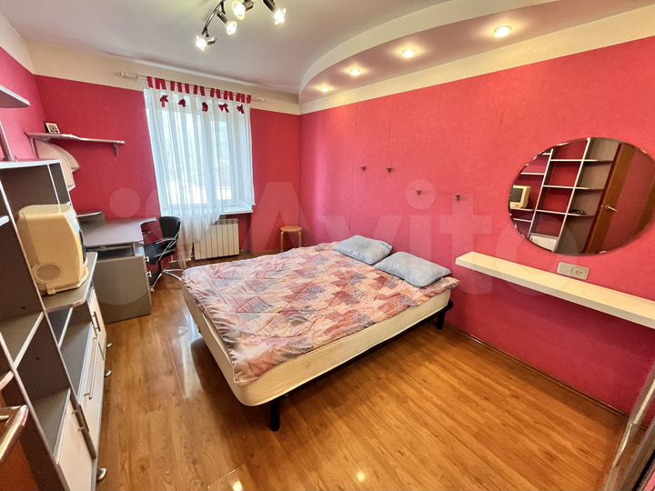 3-к. квартира, 72 м², 4/5 эт.